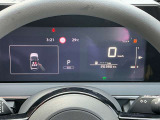 メーター内で様々な車の設定やデータの確認もできちゃいます!