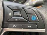 プロパイロットスイッチ。同一車線でのハンドルとアクセルのアシストが可能 長距離ドライブ時に同乗者との会話が弾みます。