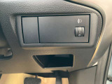 各種装備ございますので是非一度ご来店いただいて現車のご確認お願いいたします。
