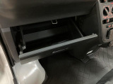 国道1号線沿い(京都方面)にございます。公共交通機関ですと京阪電車「枚方市」(京橋から特急で1駅)よりバス「国道池ノ宮」徒歩約5分です。