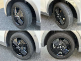 155/65R14 純正アルミホイール装着。