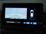 ◆リアワイドカメラシステム◆3種類の表示で後方確認をサポート♪セレクトレバーを「R」の位置に入れるとカメラ画像に切り替え。ノーマルビューでは従来のリアカメラと同様の標準的なビューで表示します!