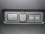 【充電用USB端子】デバイスの充電に便利です。※実際の接続端子は写真で確認or店舗までご気軽にお問合せください♪