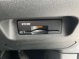 ビルトインタイプのETC2.0が付いてます。