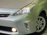 【LEDヘッドライト】悪天候や夜間走行時も良好な視界を確保し安心して運転できる高輝度LEDヘッドライトを装備!点灯速度が早く、消費電力も抑えられています。