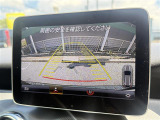便利な【バックモニター】で安全確認もできます。駐車が苦手な方にもオススメな便利機能です。
