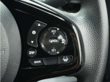 ◆アダプティブクルーズコントロール◆予め設定した車速内でクルマが自動的に加減速。前走車との適切な車間距離を維持しながら追従走行します。【LKAS】車線維持支援システムでステアリング操作を支援。