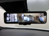 安全確認とスムーズな駐車をサポート!車庫入れが苦手な方でもこれで安心です。