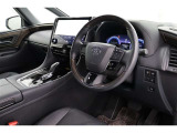 運転席廻りです。