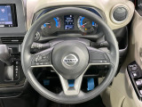 【ステアリングスイッチ】運転中、前方から目線をそらすことなく、オーディオ等の操作が可能な便利機能!安心&快適なドライブを演出してくれます♪