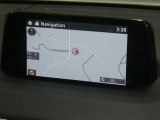 【7インチ純正ナビ】純正ナビを装備。タッチパネル式で使いやすく、詳細地図により目的地をピンポイントで設定できます。初めての道でも迷いにくく、ロングドライブも快適ですよ♪