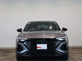 Q8スポーツバック e-tron 55 クワトロ Sライン 4WD 