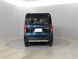 中古車の内外装の状態などをひと目で分かるよう、プロの検査員が実施した「車両検査証明書」をご用意しています。
