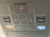 両側パワースライドドアを採用しており、運転席から簡単に開閉操作が可能です。駐車場や狭い場所でも扱いやすく、乗車時・降車時の負担を軽減します。