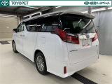「中古車ハイブリッド保証」付き。ハイブリッド機構を無償で保証します。保証期間は、初度登録年月から10年目まで、またはロングラン保証が終わってから3年間。ただし累計走行距離が20万km以内です。