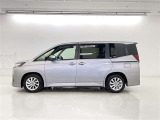 荷物をたっぷり載せて広々ドライビング♪夏でも冬でも、アウトドアやショッピングを思い切り楽しみましょう!