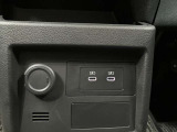USB電源を装備してます。スマホやタブレットの充電に便利です♪