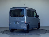 バックカメラが付いているのでバックでの車庫入れも安心です。