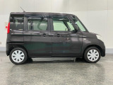 後席両側スライドドア☆開け閉めの際に隣の車や壁にぶつける心配もありません。