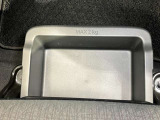 助手席アンダーボックスは運転用の替え靴や、車内に常備しておきたい子供用品、着替えた服などが収納できて便利です。女性に嬉しい収納スペースです★