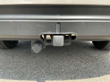 トレーラーヒッチメンバー付きです。別途費用にて取り外し、純正バンパー戻しも可能です♪