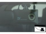 ドライブレコーダー(TZ-DR210)装備してます。フロントとリヤーのカメラで録画しているので万が一の時の記録で安心です。