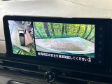 【アラウンドビューモニター】専用のカメラにより、上から見下ろしたような視点で360度クルマの周囲を確認することができます☆死角部分も確認しやすく、狭い場所での切り返しや駐車もスムーズに行えます。