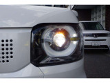 LEDヘッドライト搭載でしっかり明るく照らしてくれるので夜間走行も安心です。