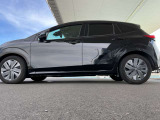 ドアバイザー付の車両です