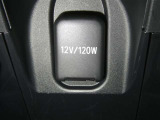 【充電用USB端子】デバイスの充電に便利です。※実際の接続端子は写真で確認or店舗までご気軽にお問合せください♪