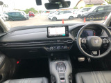 【インパネ全体】手が届きやすく、どなたでも運転しやすいです。シンプルで使いやすい設計になっています!