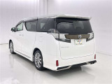 荷物をたっぷり載せて広々ドライビング♪夏でも冬でも、アウトドアやショッピングを思い切り楽しみましょう!