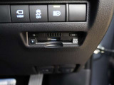ETC車載器付きです。高速道路の料金所もスムーズに通過できます。