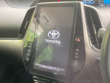 【メーカー純正ナビ】インテリアに溶け込むスタイリッシュな「専用設計」メーカーナビを装備♪視認性や操作性など基本性能にも優れ、より上質なカーライフをお楽しみいただけます。