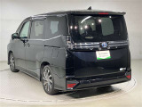 弊社の商品車両は横浜本牧にあります本部で隅々までチェックを行い、トヨタの厳しい商品基準をクリアした車両を展示しています。ご安心してお選びいただけます。