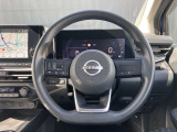 ステアリングスイッチ搭載!ハンドルひとつで手を離さなくても運転中視線をそらさなくても操作が出来て便利です