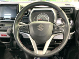 【純正革巻きステアリング】上質な革を使用することで、手にしっかり馴染みとても運転しやすいハンドルです♪
