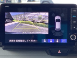 バックモニター付きで、車庫入れやバック時の後方確認をしっかりサポート。モニターに映し出される映像で死角も確認しやすく、狭い場所での駐車や後退時の操作をより安心して行えます。
