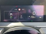 メーター内のディスプレイには運転をサポートするさまざまな情報を表示。