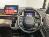 【運転席・助手席】スッキリとしたハンドル周りで使い勝手がいいです★