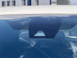 【トヨタセーフティセンス】走行中に前方の車両等を認識し、衝突しそうな時は警報とブレーキで衝突回避と被害軽減をアシスト。より安全にドライブをお楽しみいただけます。