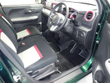 日々の運転を楽々サポート!座り心地のいいシートで快適なドライビングを楽しめます