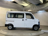 1年間の走行距離無制限のロングラン保証付きです。全国のトヨタテクノショップで保証修理が可能。追加で2年間・3年間の延長も可能です。