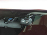 交通事故やあおり運転の証拠品としてドライブレコーダーの映像が提出されています。ご自身や家族の安全を守るためにも必要なアイテムです