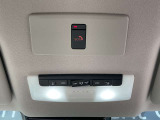SOSコールスイッチです。NissanConnectにご加入していただくとご利用いただけます。