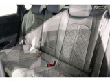正規ディーラーAudi奈良のお車をご覧い頂きありがとうございます。株式会社ファーレン古都のAudi3支店の中からお客様のご希望にあった1台をご案内させて頂きます。