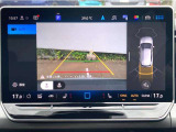 前後パーキングセンサー&リアビューカメラで、車庫入れも安心です。パーキングセンサーは音だけでなくモニターで接近情報を確認出来てより安心です。