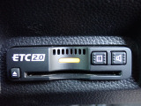 ■【ETC車載器】が装備されています。セットアップをしてお渡しとなり、ETCカードを差し込むだけで高速道路の利用が可能です。
