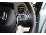Hondaセンシングの機能のひとつ、アダプティブクルーズコントロール付!アクセルから足を離しても設定したスピードと前車との車間を保ち走行してくれます!車線維持もアシスト☆高速道路で疲労軽減ですね☆