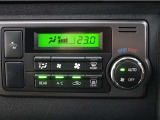 オートエアコンを装備しております!自動で調整してくれますので、車内も快適です☆